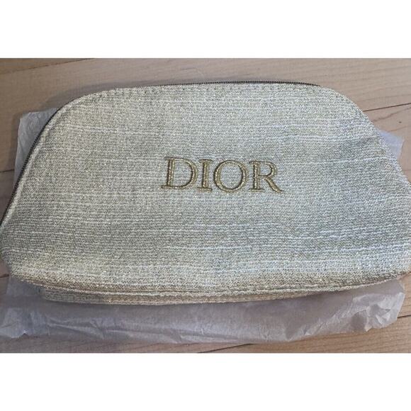 Dior 2024 Holiday Limited Edition Gold Logo Pouch With Gold Star Charm - Picture 1 of 4